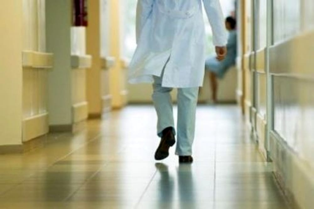 LE LESIONI MIDOLLARI : DALLA FASE ACUTA ALLA GESTIONE RESIDENZIALE